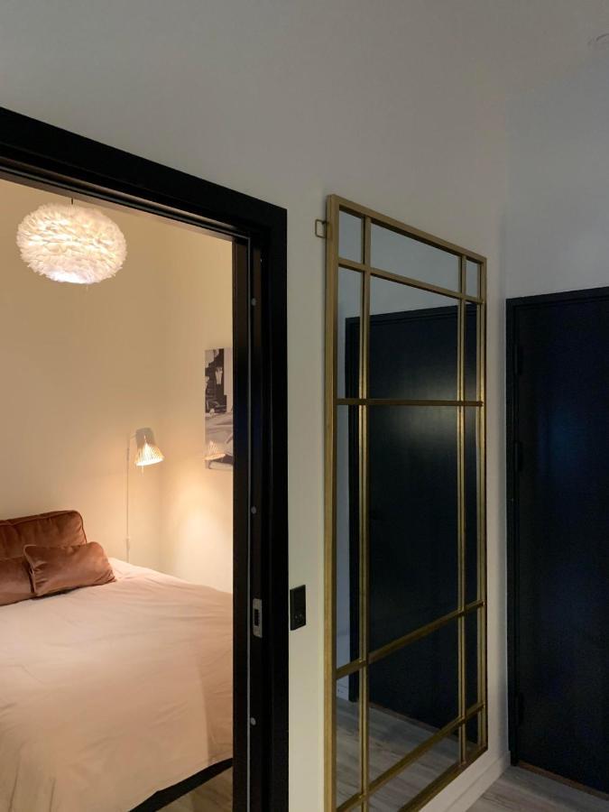Broncks Apartment 1 - Modern 2-Bedroom In The Heart Of Torshavn Bagian luar foto